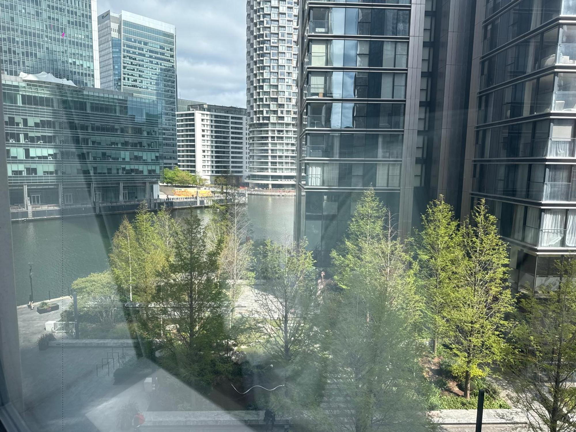Affittacamere Spare In All-female 2-bedroom Flat-female Only! Londra